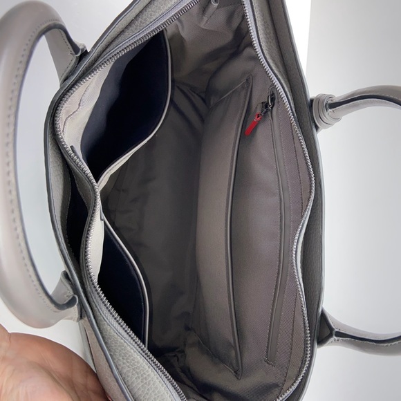 Tumi Grey Leather Briefcase. In excellent condition. - Picture 12 of 14